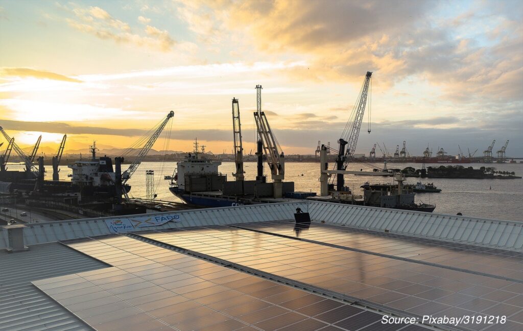Floating solar power plant opens in Singapore